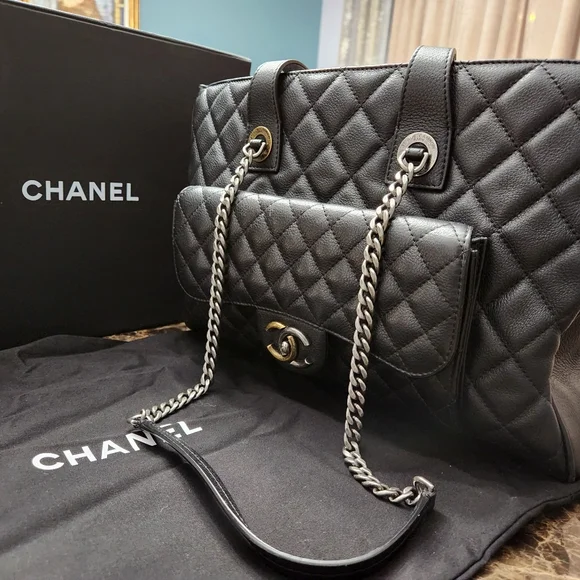 Chanel bag on a chain Ruthenium - Picture 2 of 5